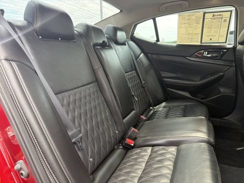 Used 2023 Nissan Maxima Platinum w/ Sport Mat Group FWD image 28