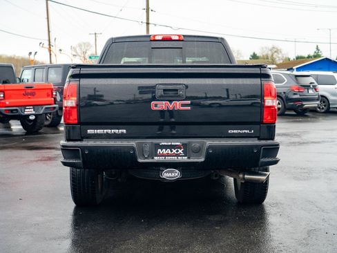 Used 2015 GMC Sierra 1500 Denali w/ Driver Alert Package AWD/4WD image 11