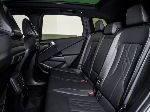 Used 2025 BMW X3 xDrive30i w/ Premium Package image 17