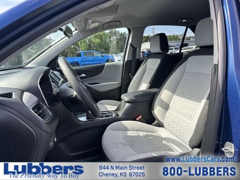 Used 2022 Chevrolet Equinox LS image 11