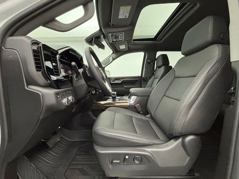 New 2026 GMC Sierra 1500 Elevation w/ Elevation Premium Package image 18
