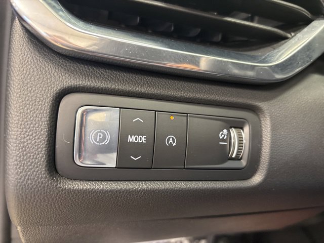 Used 2026 GMC Acadia Elevation w/ Elevation Premium Package FWD image 35