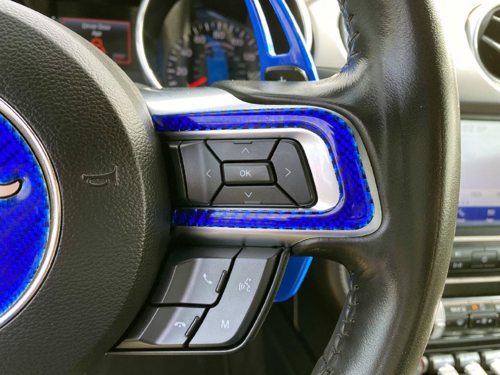 Used 2020 Ford Mustang Premium RWD image 17