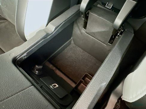 Used 2022 Ford Mustang Shelby GT500 w/ Handling Package RWD image 29