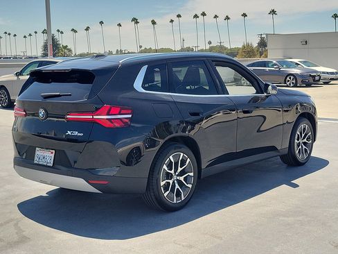 Used 2026 BMW X3 xDrive30i w/ Premium Package AWD/4WD image 3