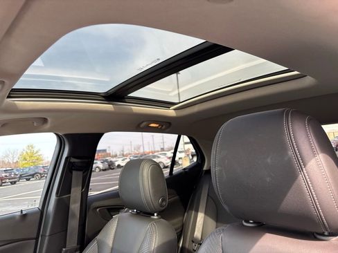 Used 2021 Buick Encore GX Essence w/ Experience Buick Package image 17