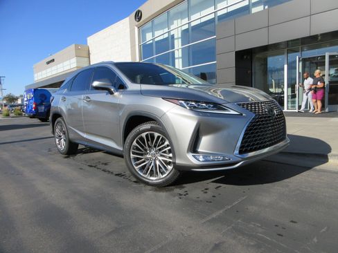 Used 2021 Lexus RX 450h AWD w/ Luxury Package image 13