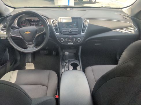 Used 2018 Chevrolet Malibu LS image 23
