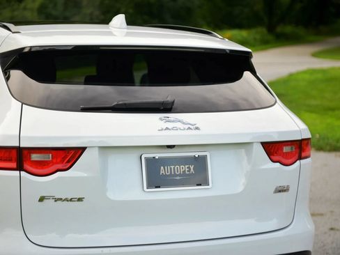 Used 2018 Jaguar F-PACE Premium AWD/4WD image 23