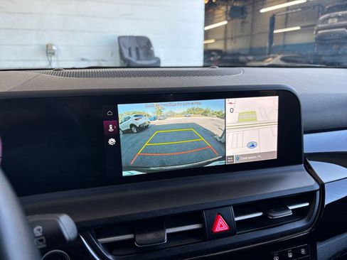 Used 2025 Kia Seltos S FWD image 25