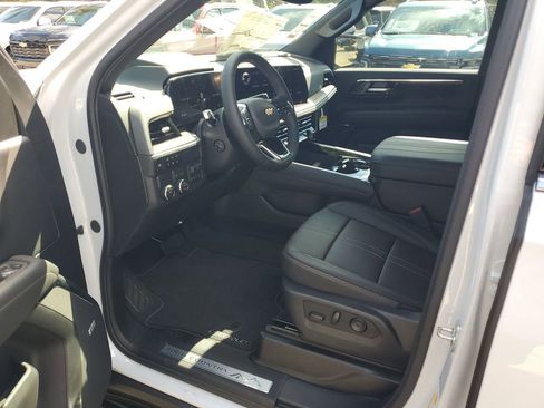 New 2026 Chevrolet Suburban High Country w/ Sun And Tow Package RWD image 17
