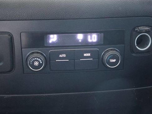 Used 2016 Chevrolet Tahoe LT image 23