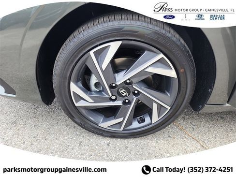 New 2025 Hyundai Elantra SEL w/ Cargo Package image 30