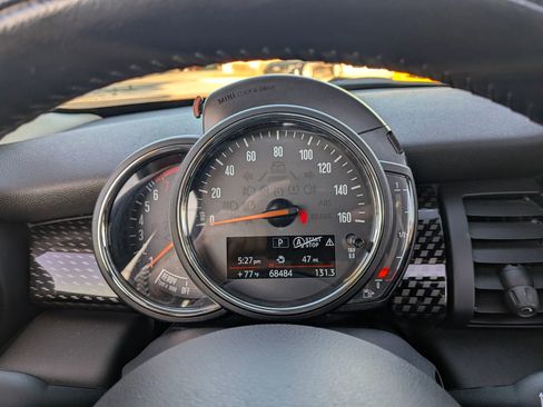 Used 2018 MINI Cooper S image 15