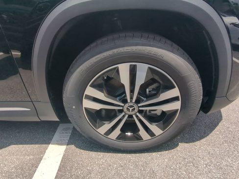 New 2025 Mercedes-Benz GLA 250 image 21