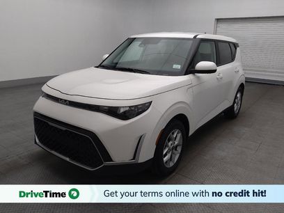 Used 2025 Kia Soul LX