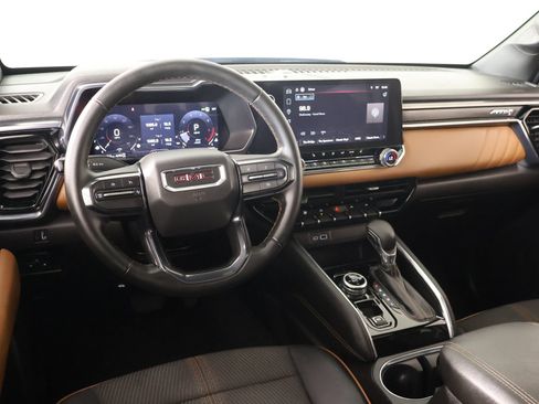 Used 2024 GMC Canyon AT4 w/ Technology Package AWD/4WD image 2