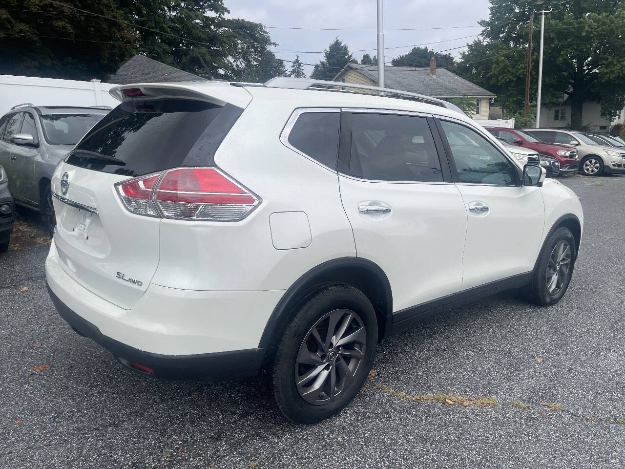 Used 2016 Nissan Rogue SL w/ SL Premium Package AWD/4WD image 6
