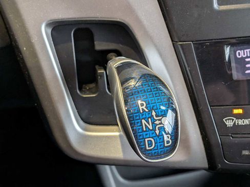 Used 2014 Toyota Prius V Two image 27