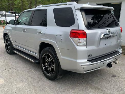 Used 2013 Toyota 4Runner SR5 image 6