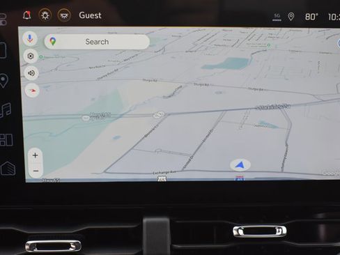New 2026 Chevrolet Equinox LT w/ Safety and Technology Package FWD image 24
