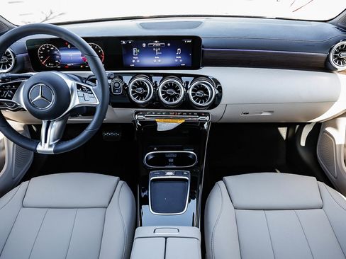 New 2026 Mercedes-Benz CLA 250 image 10