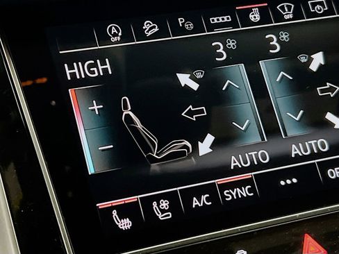 New 2026 Audi RS Q8 performance image 21