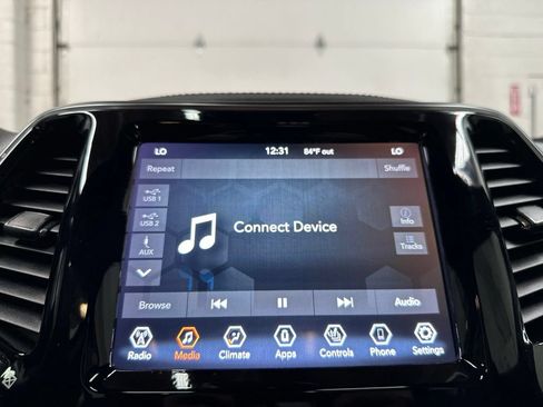 Used 2022 Jeep Cherokee Limited AWD/4WD image 29