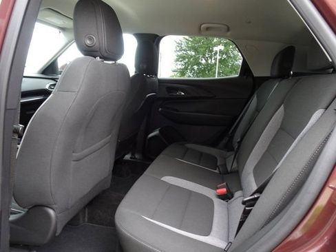 Used 2023 Chevrolet TrailBlazer LT w/ Convenience Package AWD/4WD image 15