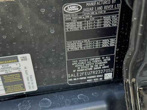 New 2024 Land Rover Defender 130 X-Dynamic SE image 25