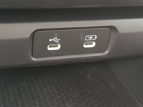 Certified 2025 Honda Accord LX image 18