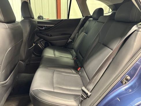 Used 2022 Subaru Outback Limited AWD/4WD image 17