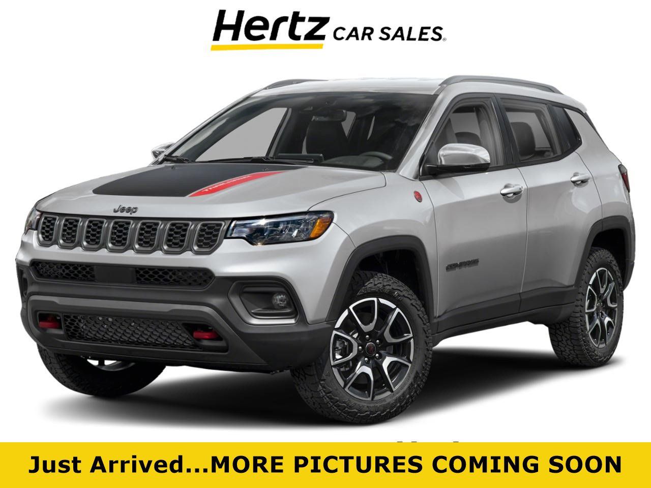 Used 2025 Jeep Compass Trailhawk w/ Trailer Tow Group AWD/4WD image 1