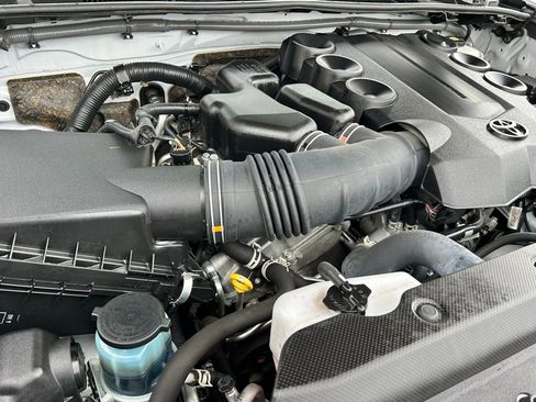 Certified 2024 Toyota 4Runner SR5 Premium w/ Moonroof Package image 25