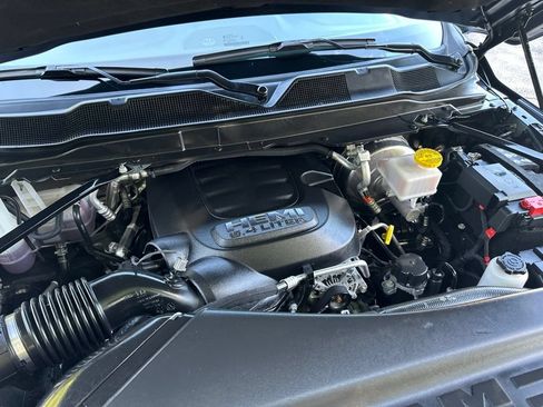 Used 2025 RAM 2500 Big Horn AWD/4WD image 35