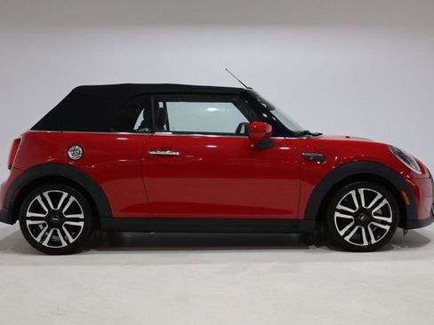 Used 2024 MINI Cooper S FWD image 9