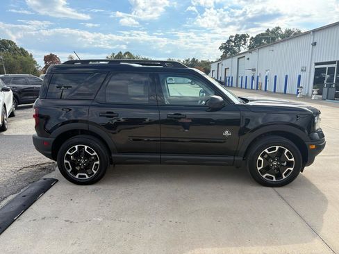 Used 2023 Ford Bronco Sport Outer Banks w/ Tech Package AWD/4WD image 3