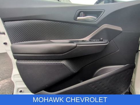 Used 2021 Toyota C-HR LE FWD image 22