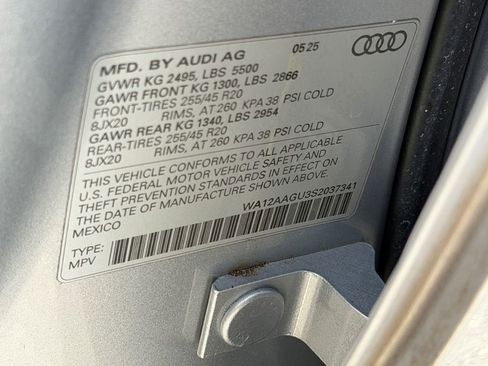 Certified 2025 Audi Q5 Premium Plus w/ Premium Plus AWD/4WD image 36