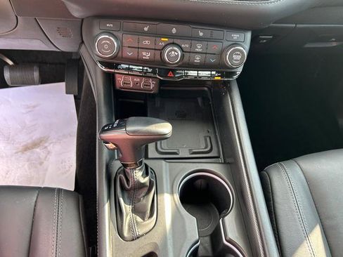 Certified 2022 Dodge Durango GT image 14