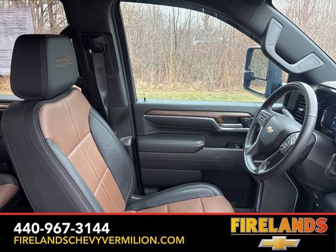 Certified 2024 Chevrolet Silverado 3500 High Country w/ Technology Package image 49