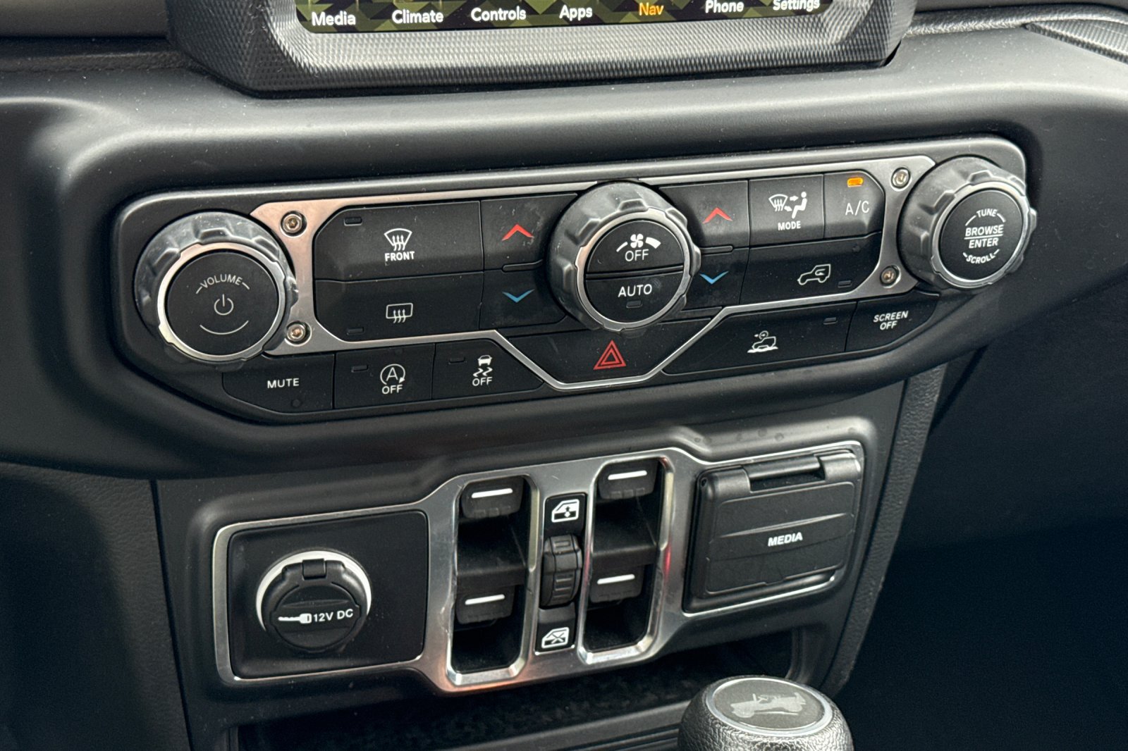 Used 2023 Jeep Wrangler Unlimited Sport AWD/4WD image 23