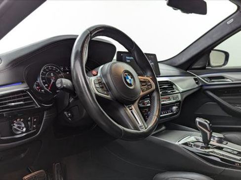 Used 2018 BMW M5 w/ Executive Package image 24