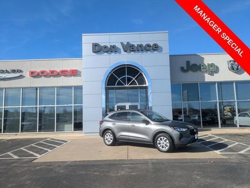 Used 2025 Ford Escape Active image 1