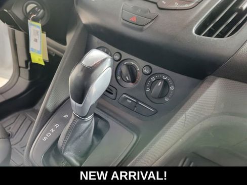 Certified 2017 Ford Transit Connect XL image 25