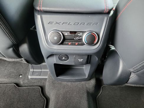 New 2026 Ford Explorer ST-Line w/ Premium Package image 28