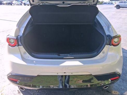 Used 2024 MAZDA MAZDA3 s FWD image 5