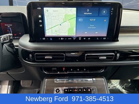 Used 2025 Lincoln Aviator Reserve w/ Equipment Group 201A AWD/4WD image 19