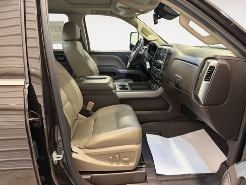 Used 2019 Chevrolet Silverado 2500 LTZ w/ Duramax Plus Package image 26