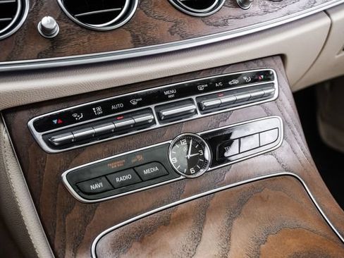 Used 2019 Mercedes-Benz E 450 4MATIC Wagon image 19